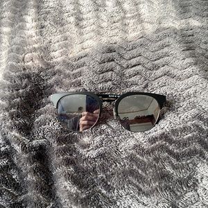 BALMAIN BL2109 Matte Black *scratch on one lens*